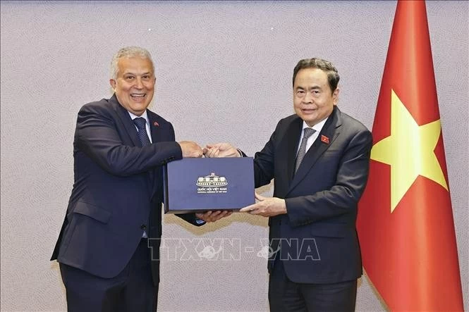 Chủ tịch Quốc hội Trần Thanh Mẫn tiếp Lãnh sự danh dự Việt Nam tại Istanbul