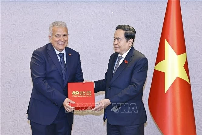 Chủ tịch Quốc hội Trần Thanh Mẫn tiếp Lãnh sự danh dự Việt Nam tại Istanbul