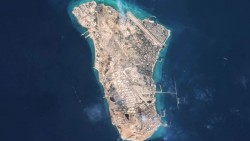 Tổng thống Trump bất ngờ đổi ý, thận trọng với kế hoạch chiếm đảo Kharg của Iran