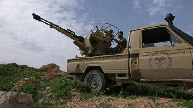 Truyền thông nhà nước Syria cáo buộc nhóm vũ trang Hezbolla phóng tên lửa nhằm gây rối loạn an ninh nước này. (Nguồn: Arab News)