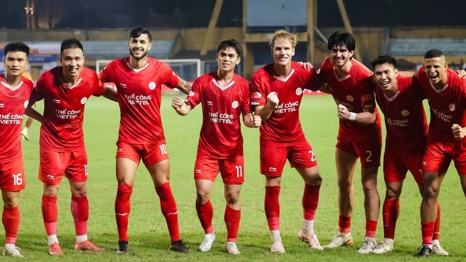 Thể Công Viettel hồi sinh hy vọng vô địch V-League sau trận thắng HAGL