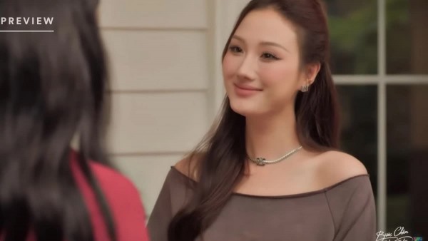 Bước chân vào đời tập 25: Bà Dung đối phó với 'tình một đêm' của con trai, Trang sa vào lưới tình