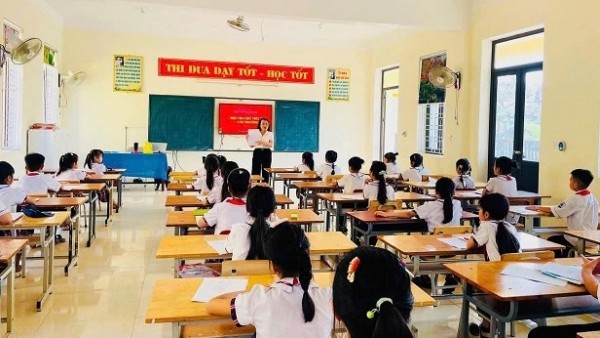 Giáo viên THCS tham gia coi, chấm bài lớp 5: Kết nối hay can thiệp?