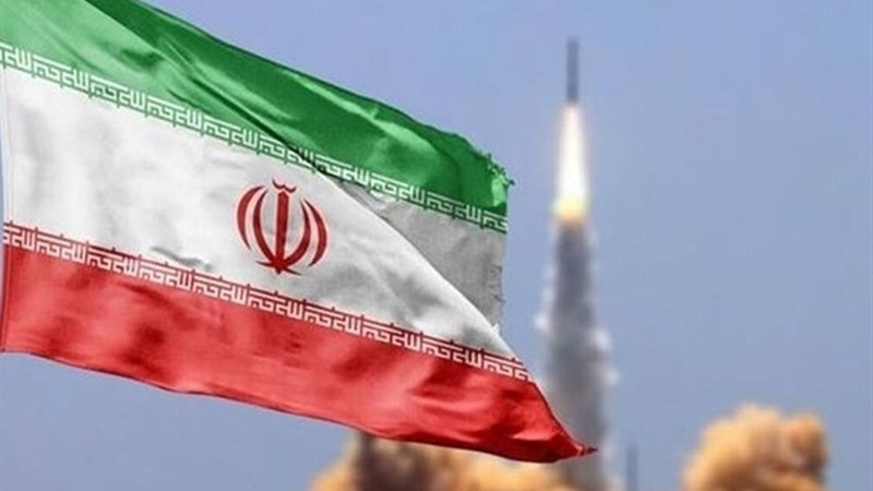 Iran tấn công tàu chiến Mỹ đáp trả hành động của Washington, Tổng thống Trump tố Tehran vi phạm lệnh ngừng bắn