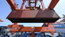 Châu Á đang phải đối diện với những cú sốc kinh tế