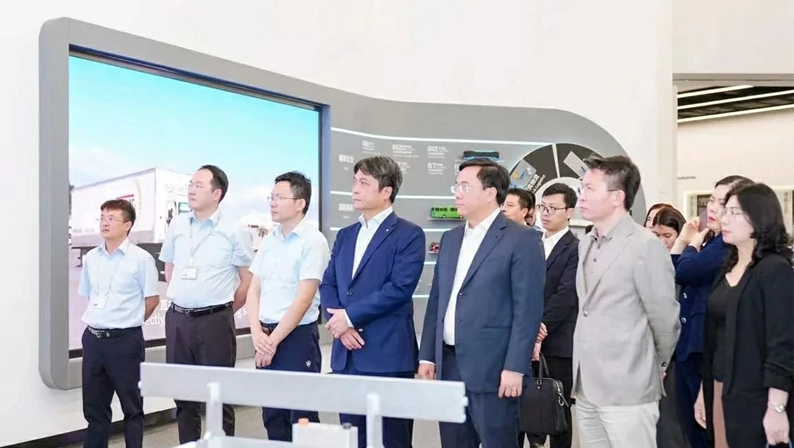 Đoàn xúc tiến đầu tư tỉnh Phú Thọ làm việc với Tập đoàn BYD về hợp tác trong lĩnh vực xe điện và năng lượng mới
