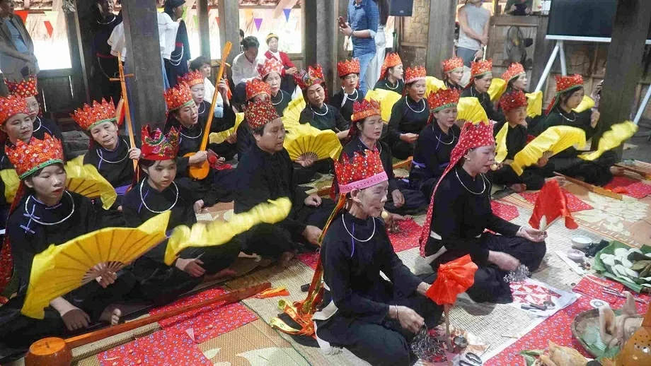 Khám phá những nghi lễ độc bản của các dân tộc Việt Nam Khám phá những nghi lễ độc bản của các dân tộc Việt Nam