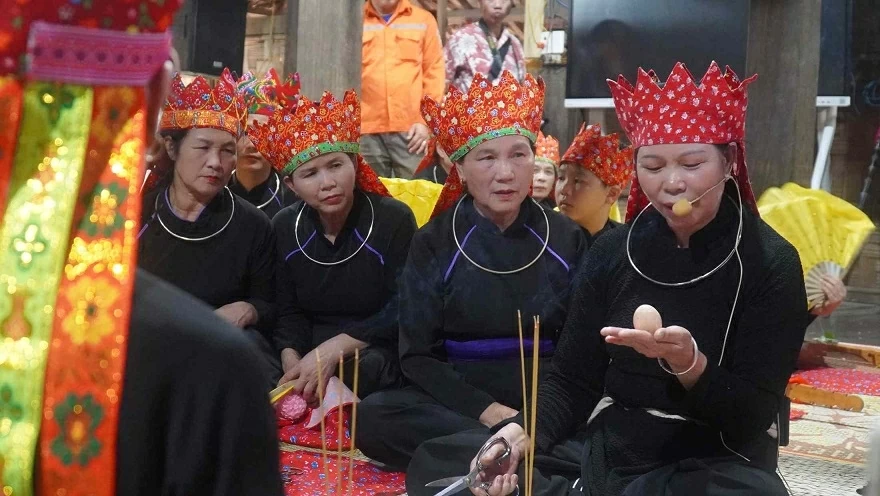 Khám phá những nghi lễ độc bản của các dân tộc Việt Nam Khám phá những nghi lễ độc bản của các dân tộc Việt Nam