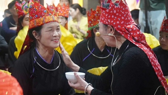 Khám phá những nghi lễ độc bản của các dân tộc Việt Nam Khám phá những nghi lễ độc bản của các dân tộc Việt Nam
