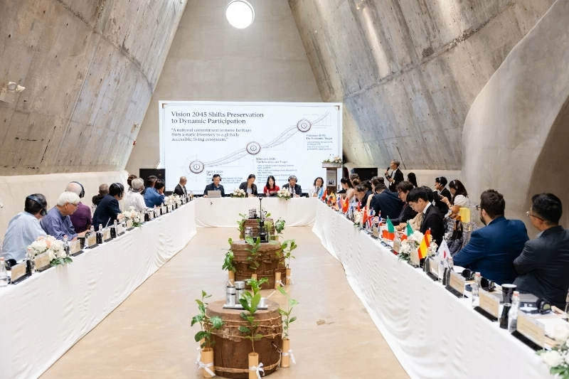 Diễn đàn Di sản Cà phê Thế giới tại Buôn Ma Thuột, Đắk Lắk quy tụ cơ quan trung ương, địa phương, các đại sứ, tổng lãnh sự, đại diện tổ chức quốc tế, và nhiều chuyên gia trao đổi thúc đẩy cà phê Việt Nam trở thành “Di sản sống chung của nhân loại”.