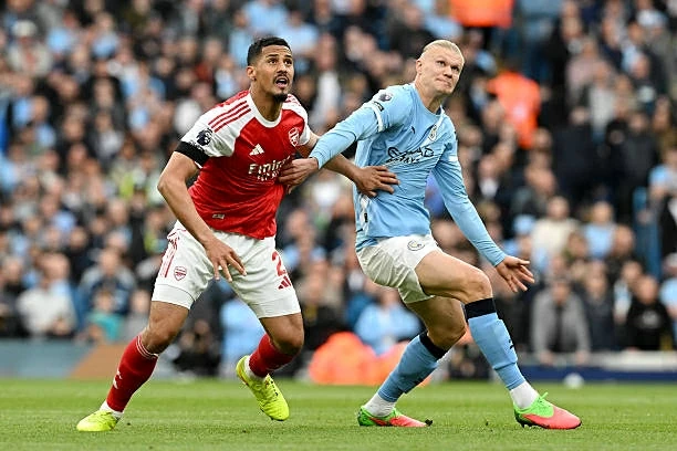 Cuộc đua vô địch giữa Arsenal và Man City đã trở lại vạch xuất phát. (Nguồn: Getty Images)