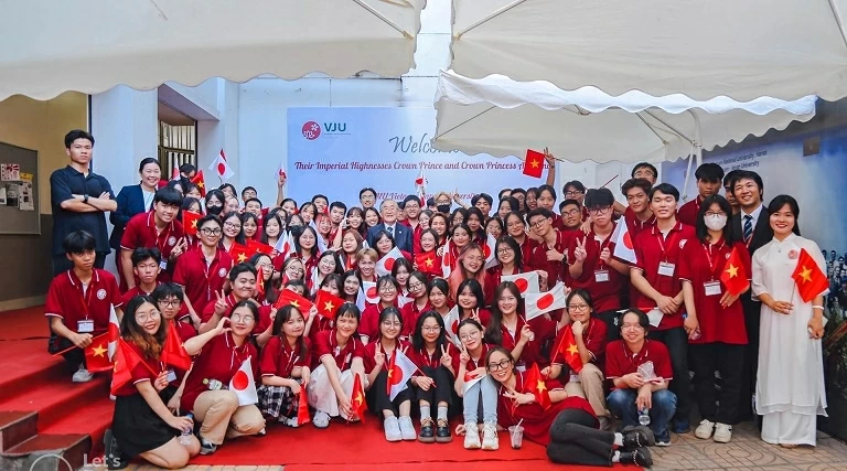 20.số 17+18: Giáo sư Furuta Motoo: Hiểu Việt Nam để hiểu thế giới