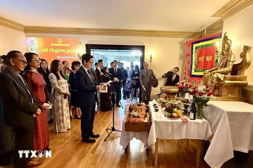 Trang trọng kỷ niệm ngày Giỗ Tổ Hùng Vương 2026 tại Canada Trang trọng kỷ niệm ngày Giỗ Tổ Hùng Vương 2026 tại Canada