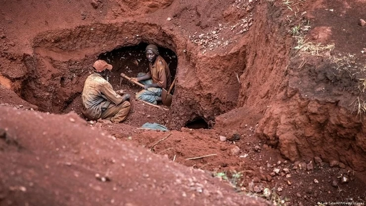 13C. số 17+18: Diễn đàn quốc tế Dakar lần thứ 10: Cùng ‘hiến kế’ để vượt khó