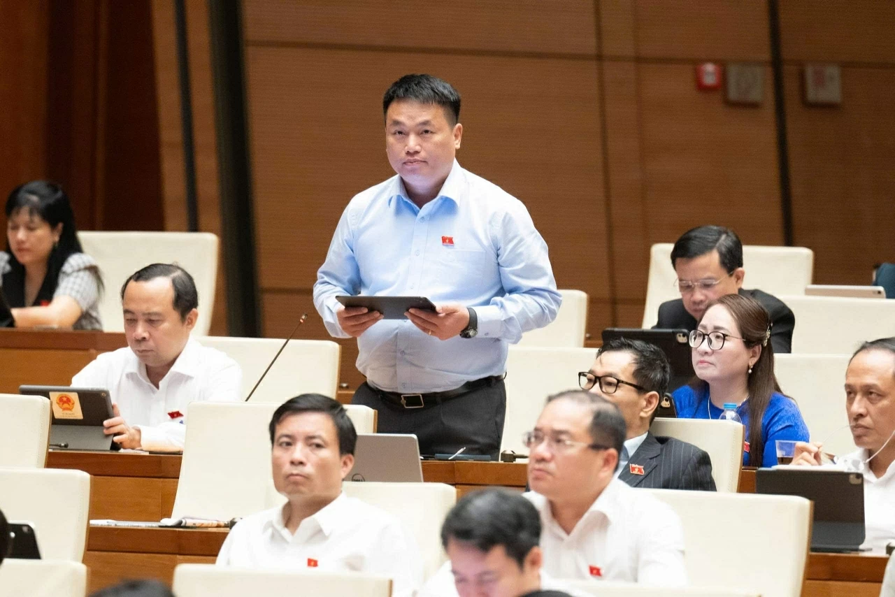 Đại biểu Quốc hội: Bỏ tiêu chí tỷ lệ đỗ, đánh giá học sinh theo tiến bộ thực chất Đại biểu Quốc hội: Bỏ tiêu chí tỷ lệ đỗ, đánh giá học sinh theo tiến bộ thực chất
