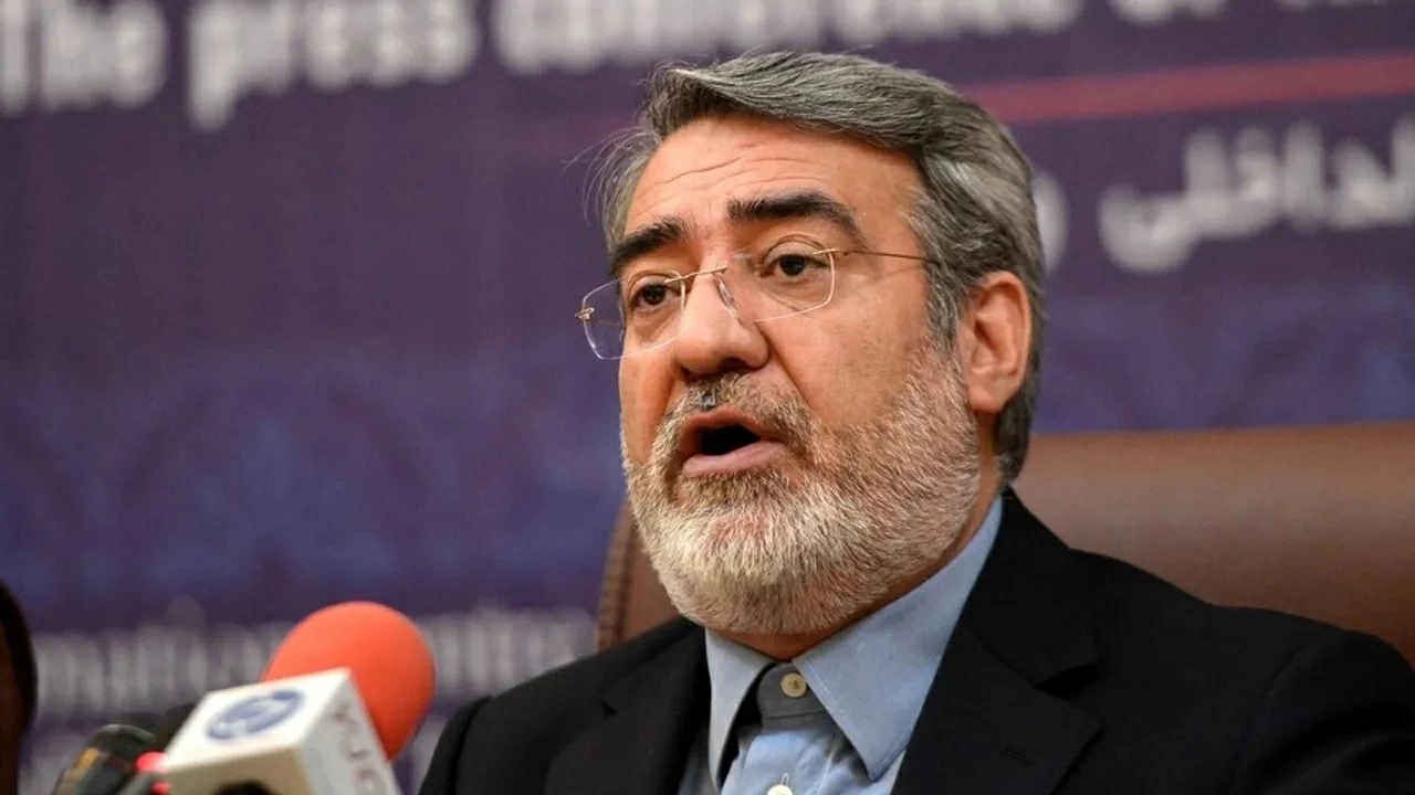 Đại sứ Iran tại Trung Quốc Abdolreza Rahmani Fazli cho biết, Iran sẽ không thay đổi lập trường đàm phán trong bối cảnh Mỹ vẫn duy trì phong tỏa tại eo biển Hormuz. (Nguồn: TRT World) Đại sứ Iran tại Trung Quốc Abdolreza Rahmani Fazli cho biết, Iran sẽ không thay đổi lập trường đàm phán trong bối cảnh Mỹ vẫn duy trì phong tỏa tại eo biển Hormuz. (Nguồn: TRT World)