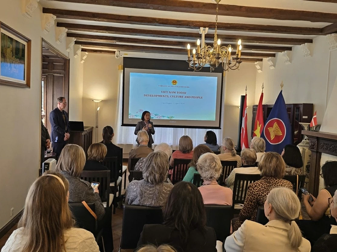 Đưa Việt Nam đến gần hơn với bạn bè Đan Mạch và quốc tế