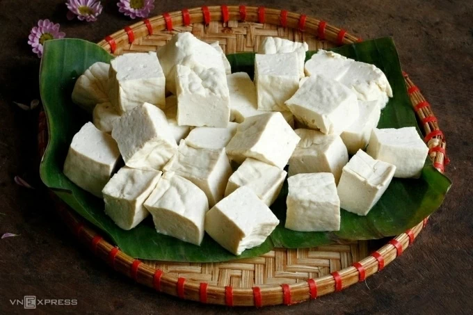 Lợi ích bất ngờ của đậu phụ: Hỗ trợ chắc khỏe xương đến ngăn ngừa ung thư Lợi ích bất ngờ của đậu phụ: Hỗ trợ chắc khỏe xương đến ngăn ngừa ung thư