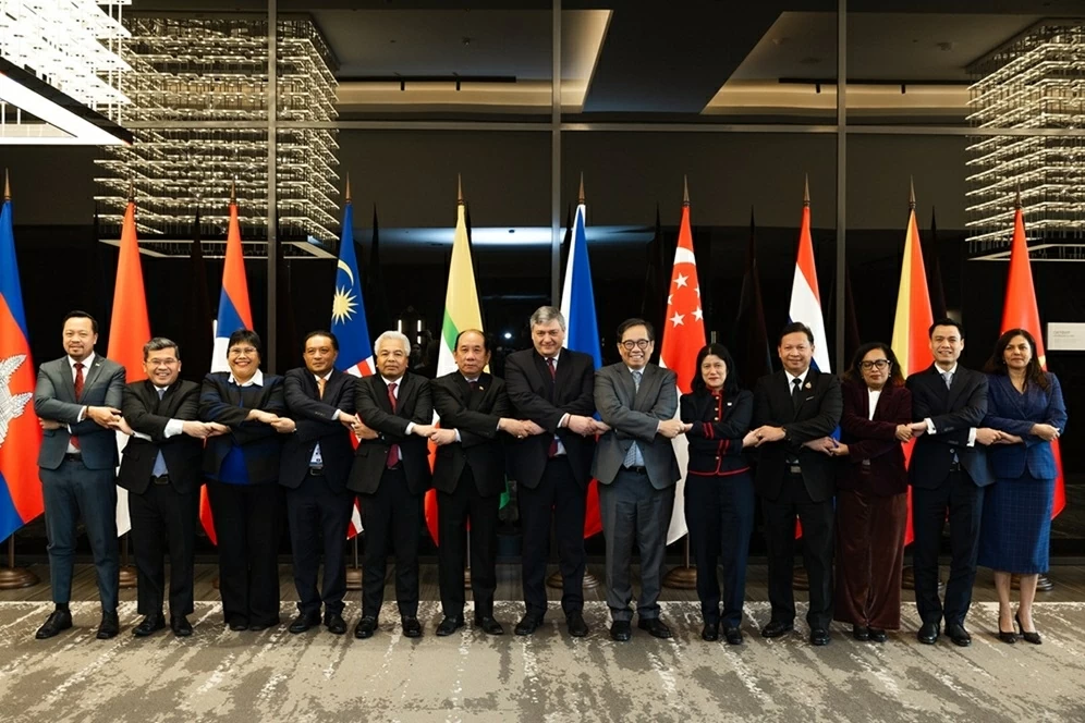 Hội nghị Quan chức cao cấp ASEAN-Nga lần thứ 22: Tích cực chuẩn bị cho Hội nghị cấp cao kỷ niệm 35 năm thiết lập quan hệ đối thoại ASEAN-Nga Hội nghị Quan chức cao cấp ASEAN-Nga lần thứ 22: Tích cực chuẩn bị cho Hội nghị cấp cao kỷ niệm 35 năm thiết lập quan hệ đối thoại ASEAN-Nga