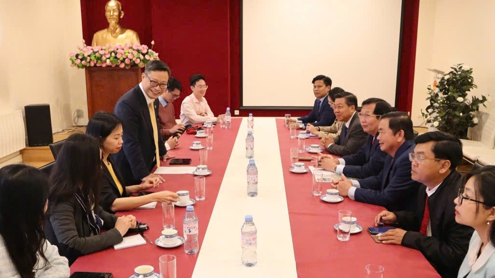 Đại sứ Việt Nam tại Pháp Trịnh Đức Hải tiếp lãnh đạo tỉnh An Giang