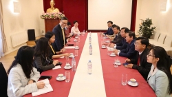 Đại sứ Việt Nam tại Pháp Trịnh Đức Hải tiếp lãnh đạo tỉnh An Giang