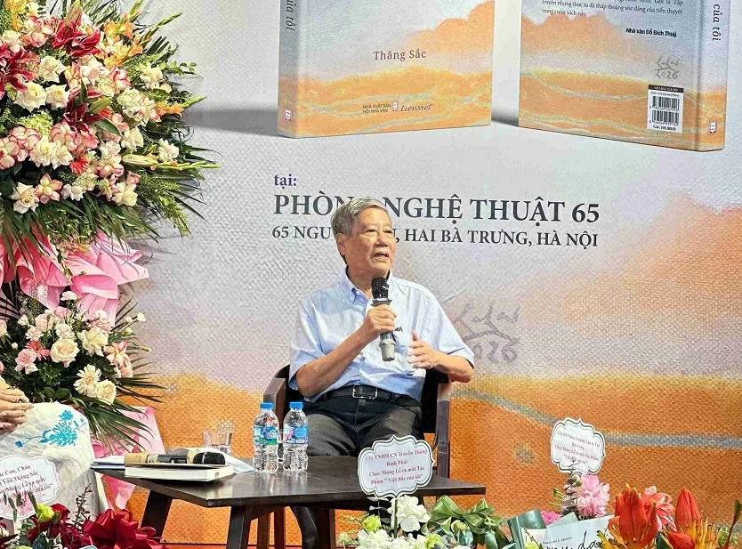 ‘Việt Bắc của tôi’: Ký ức về mảnh đất ân tình của nhà văn Thăng Sắc ‘Việt Bắc của tôi’: Ký ức về mảnh đất ân tình của nhà văn Thăng Sắc