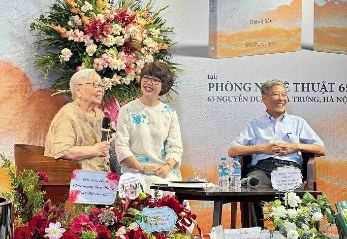 ‘Việt Bắc của tôi’: Ký ức về mảnh đất ân tình của nhà văn Thăng Sắc ‘Việt Bắc của tôi’: Ký ức về mảnh đất ân tình của nhà văn Thăng Sắc