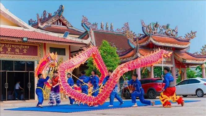 Kiều bào Udon Thani trang nghiêm tổ chức Giỗ Tổ Hùng Vương, hướng về cội nguồn dân tộc Kiều bào Udon Thani trang nghiêm tổ chức Giỗ Tổ Hùng Vương, hướng về cội nguồn dân tộc