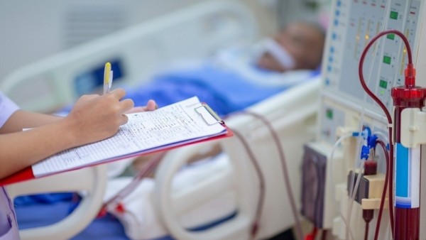 Cứ 80 giây lại có một người được chẩn đoán mắc ung thư tại Anh