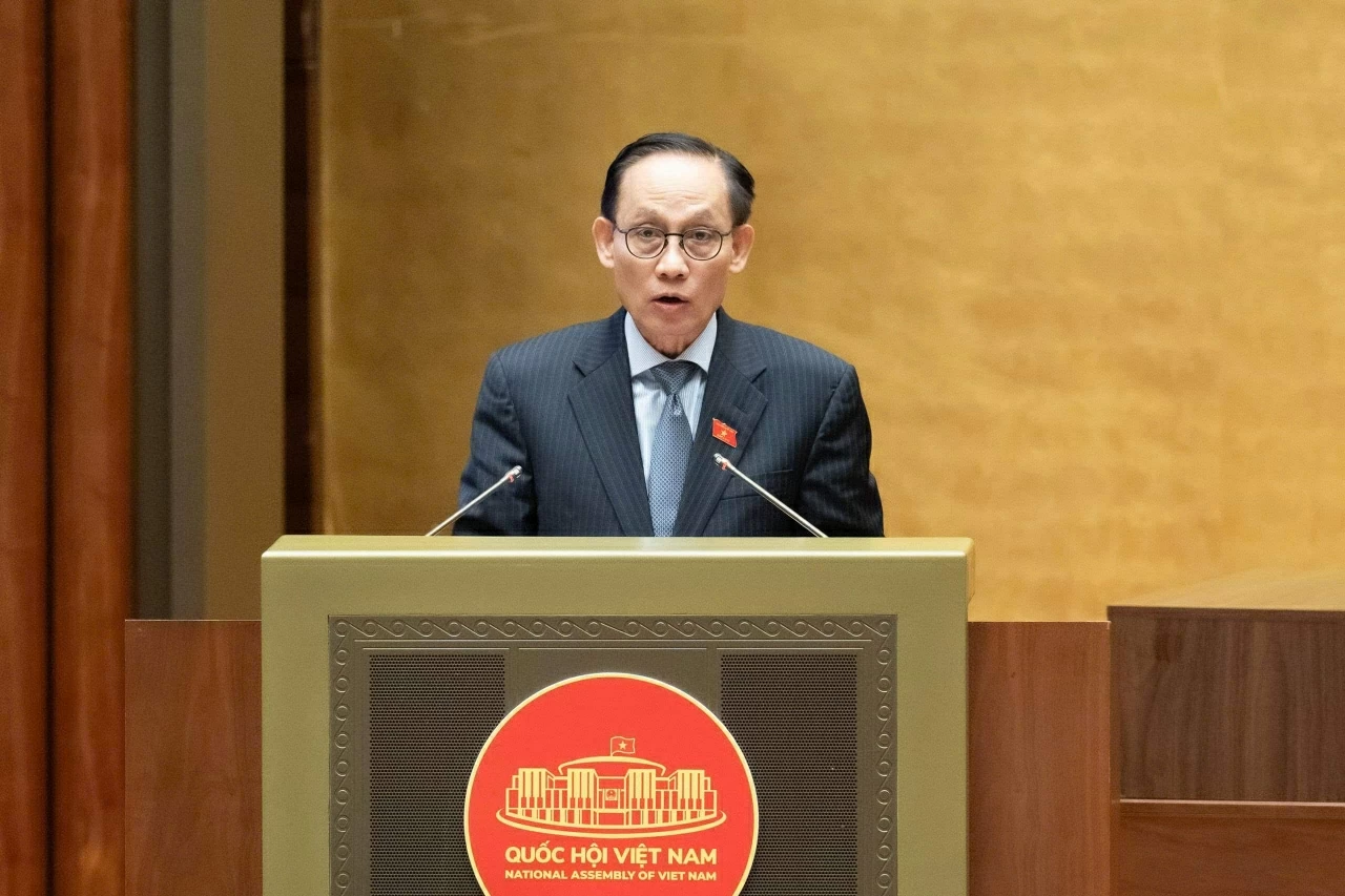 Quốc hội th&ocirc;ng qua Luật sửa đổi, bổ sung một số điều của Luật Cơ quan đại diện Việt Nam ở nước ngo&agrave;i