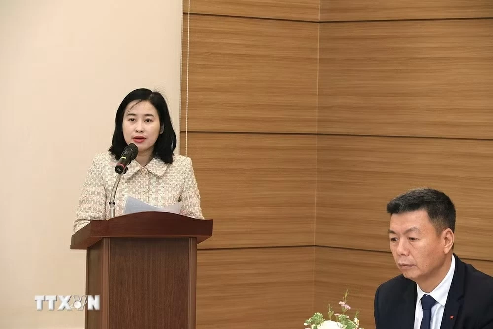 Bà Nguyễn Thị Thái Bình, Tham tán Công sứ, Đại sứ quán Việt Nam tại Hàn Quốc, phát biểu tại Tọa đàm. (Ảnh: Khánh Vân/TTXVN)