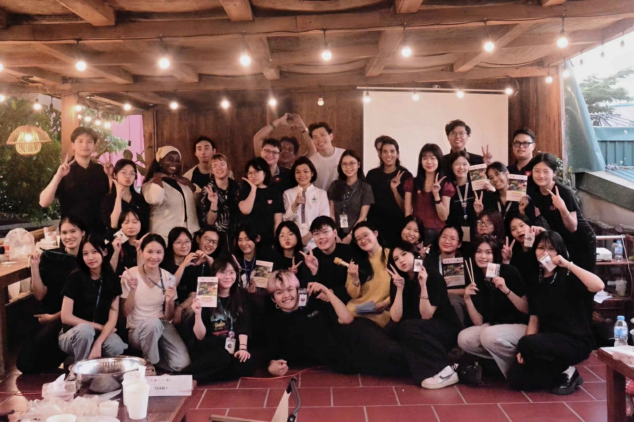 Ban tổ chức và người tham gia Workshop Beyond The Basket. (Ảnh: BTC)