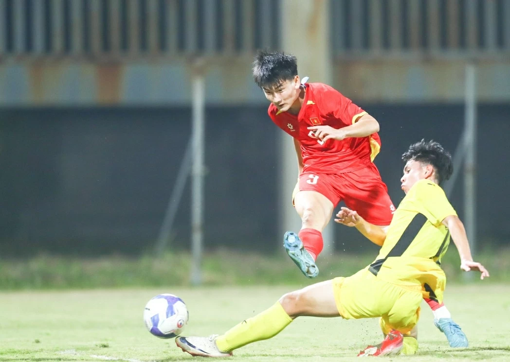 Nhận định, dự đoán trận đấu U17 Việt Nam vs U17 Malaysia: Bản lĩnh vượt khó, quyết tâm nâng cúp vô địch Nhận định, dự đoán trận đấu U17 Việt Nam vs U17 Malaysia: Bản lĩnh vượt khó, quyết tâm nâng cúp vô địch