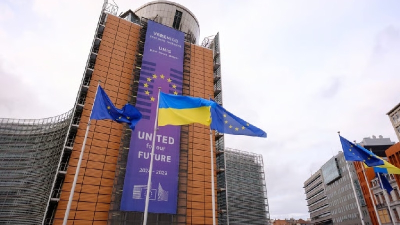 EU chính thức mở khóa gói vay 90 tỷ Euro cho Ukraine, thúc đẩy tiến trình gia nhập khối của Kiev