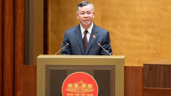 Quốc hội thông qua Luật sửa đổi, bổ sung các Luật Thuế quan trọng, nâng mức doanh thu miễn thuế