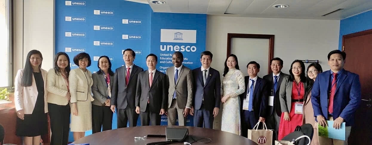 Hướng tới 50 năm quan hệ Việt Nam - UNESCO: Khẳng định vai trò đối tác tin cậy Hướng tới 50 năm quan hệ Việt Nam - UNESCO: Khẳng định vai trò đối tác tin cậy