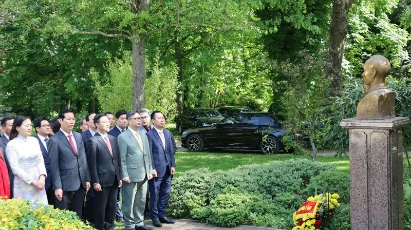 Hướng tới 50 năm quan hệ Việt Nam - UNESCO: Khẳng định vai trò đối tác tin cậy Hướng tới 50 năm quan hệ Việt Nam - UNESCO: Khẳng định vai trò đối tác tin cậy