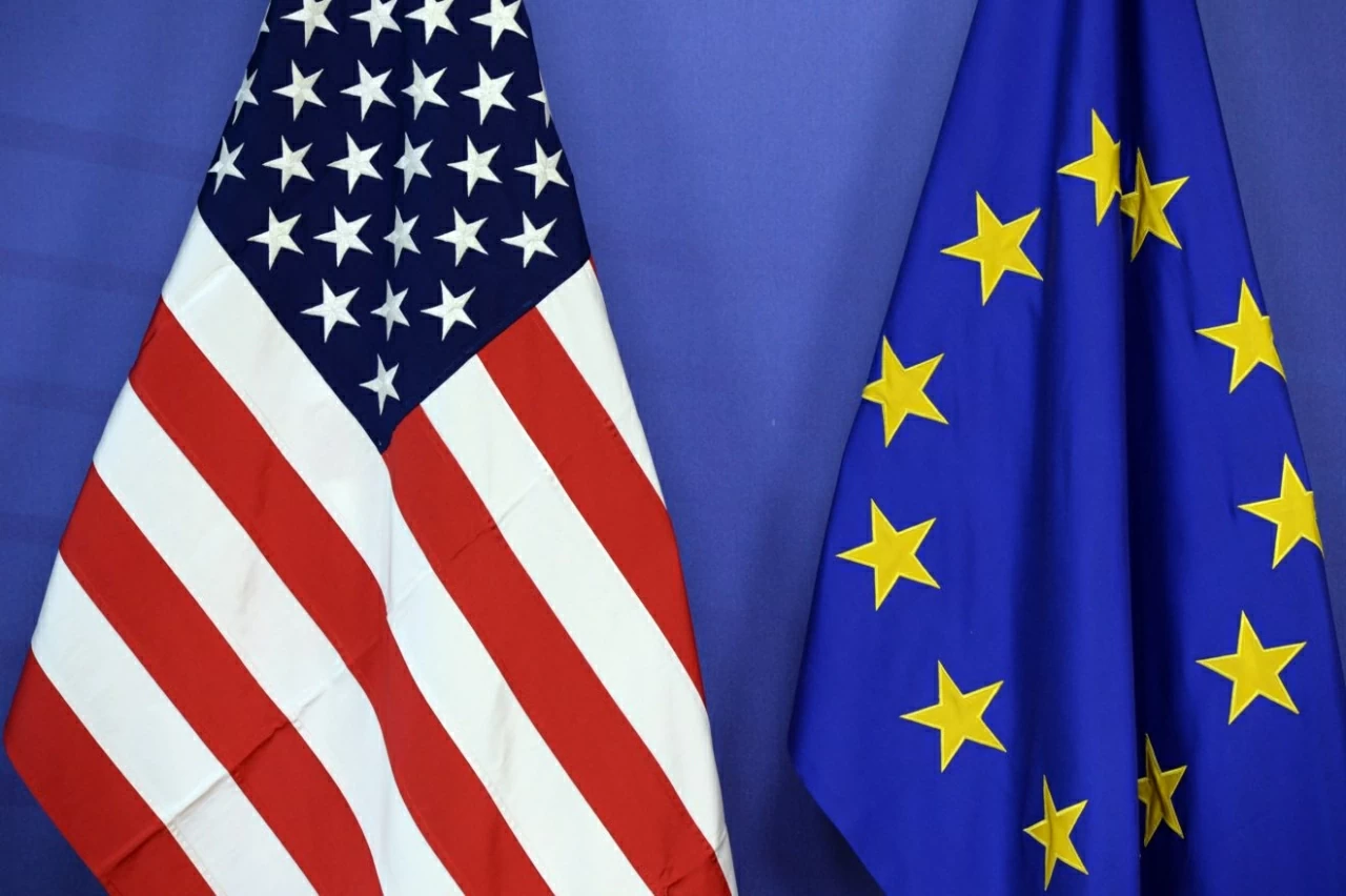 Mỹ và EU ký Biên bản ghi nhớ về hợp tác khoáng sản chiến lược ở Washington ngày 24/4/2026. (Nguồn: Poili