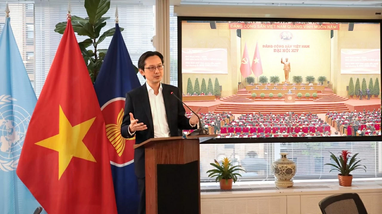 Phái đoàn Việt Nam tại LHQ thông tin về kết quả Đại hội Đảng XIV và Kỳ họp thứ nhất Quốc hội khóa XVI Phái đoàn Việt Nam tại LHQ thông tin về kết quả Đại hội Đảng XIV và Kỳ họp thứ nhất Quốc hội khóa XVI