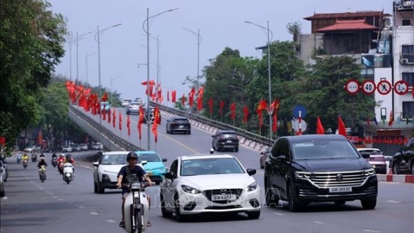 Giao thông Thủ đô thông thoáng ngày đầu nghỉ lễ Giỗ Tổ Hùng Vương