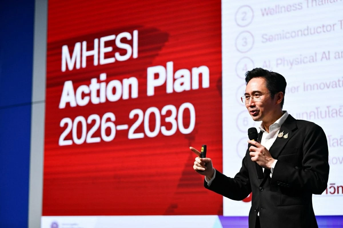 Phó Thủ tướng Yodchanan Wongsawat cho rằng chìa khóa để giúp Thái Lan thoát khỏi “bẫy thu nhập trung bình” kéo dài nhiều thập kỷ nằm ở phát triển nguồn nhân lực. (Nguồn: Bangkok Post)