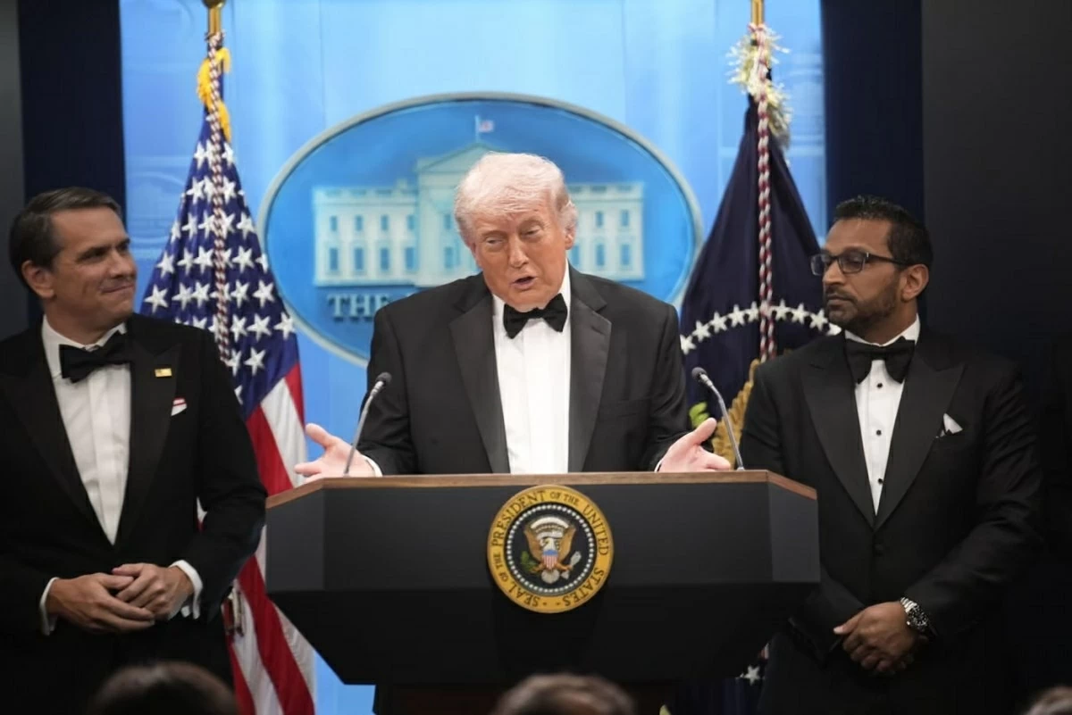 Mỹ: Tổng thống Trump họp báo sau sự cố an ninh - Xác định danh tính nghi phạm Mỹ: Tổng thống Trump họp báo sau sự cố an ninh - Xác định danh tính nghi phạm