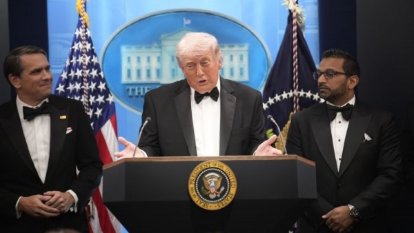 Tổng thống Mỹ Donald Trump họp báo sau sự cố an ninh, xác định danh tính nghi phạm