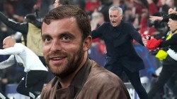 HLV Mourinho 'gặp khó' trong cuộc đua trở lại Real Madrid