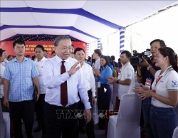 Tổng Bí thư, Chủ tịch nước Tô Lâm thăm, động viên công nhân, người lao động tại TP. Hồ Chí Minh