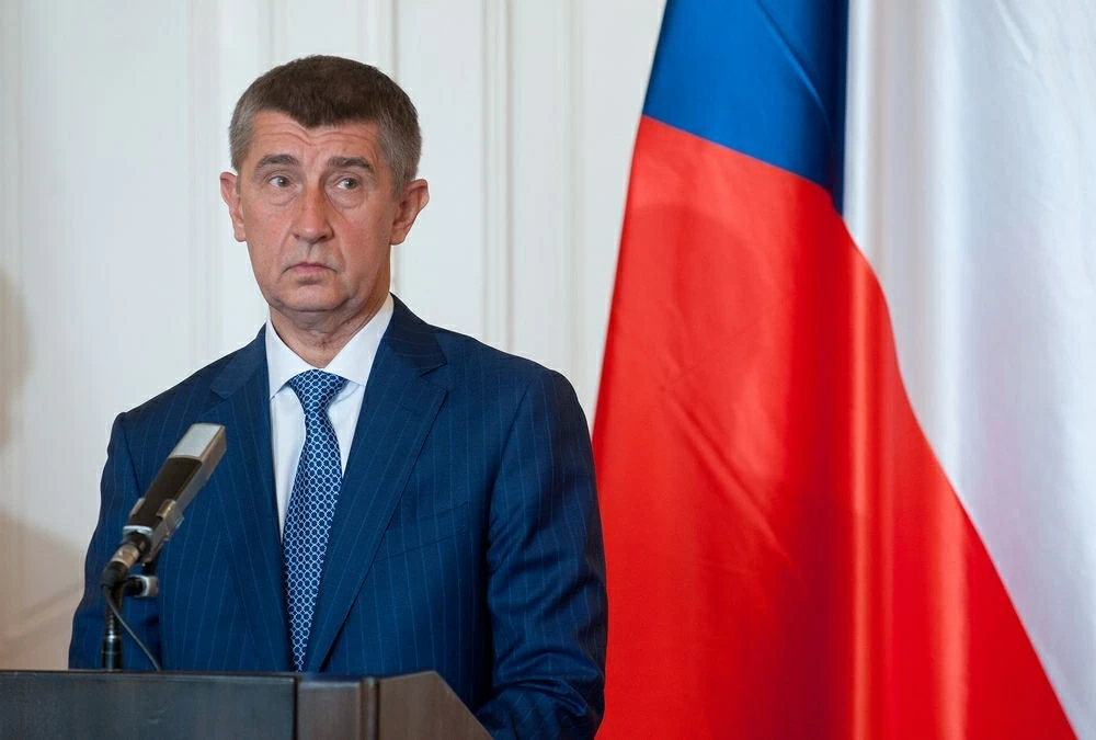 Thủ tướng Czech Andrej Babis công bố số liệu chi tiêu quốc phòng, làm dấy lên tranh cãi với phe đối lập. (Nguồn: Euractiv)