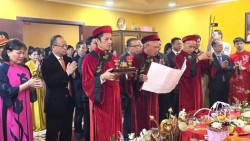 Giỗ Tổ Hùng Vương tại Nga: Cộng đồng người Việt thành kính tưởng niệm, hướng về cội nguồn dân tộc