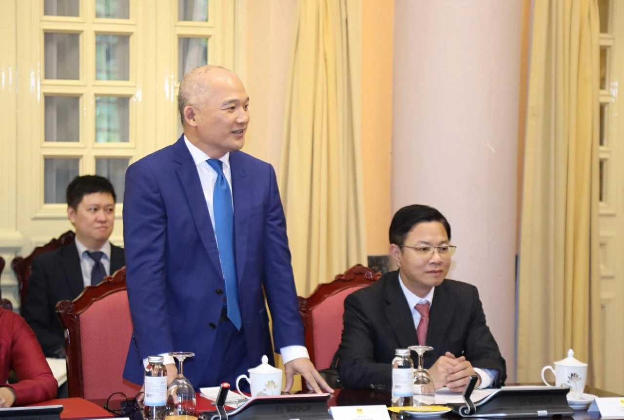 Tổng Bí thư, Chủ tịch nước Tô Lâm trao Quyết định bổ nhiệm 5 Đại sứ Việt Nam ở nước ngoài Tổng Bí thư, Chủ tịch nước Tô Lâm trao Quyết định bổ nhiệm 5 Đại sứ Việt Nam ở nước ngoài