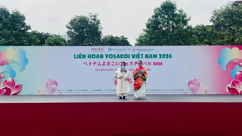 Khai mạc buổi liên hoan