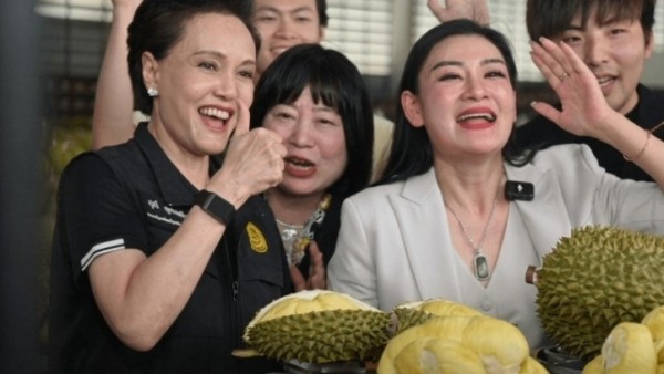 Sầu riêng Thái 'cháy hàng' trên livestream Trung Quốc